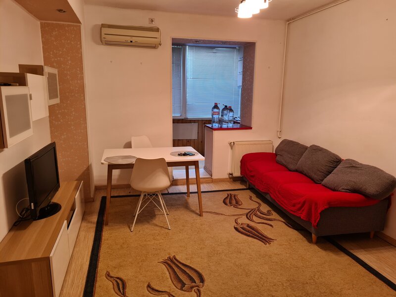 Natiunile Unite- Unirii Metrou- Centrul Vechi